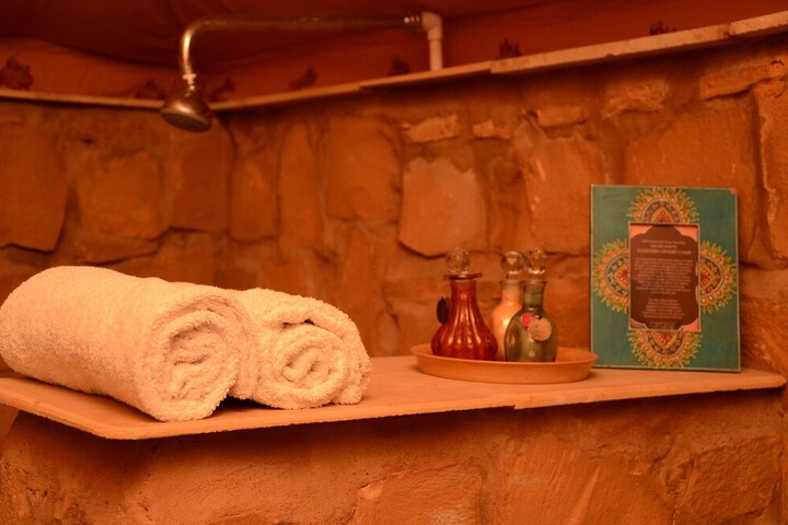 Room 9 of 23