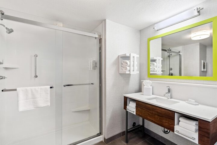 Bathroom shower
