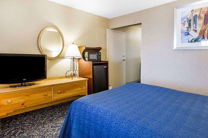 Room 22 of 51