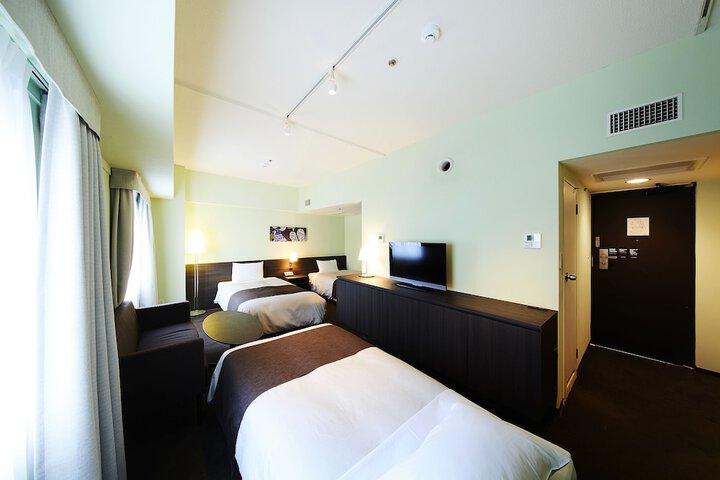 Room 19 of 75