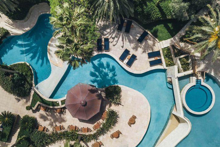 Pool 115 of 142