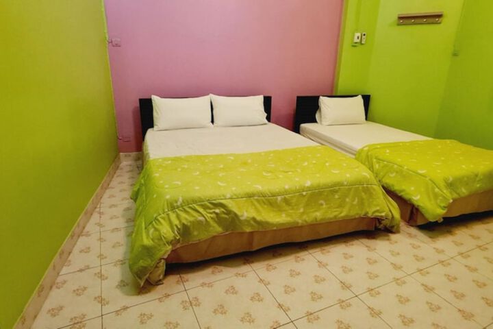 Room 16 of 59