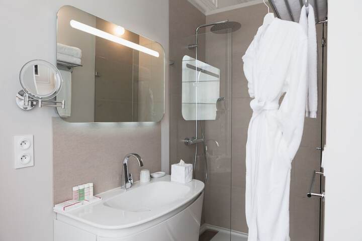 Bathroom Vanities
