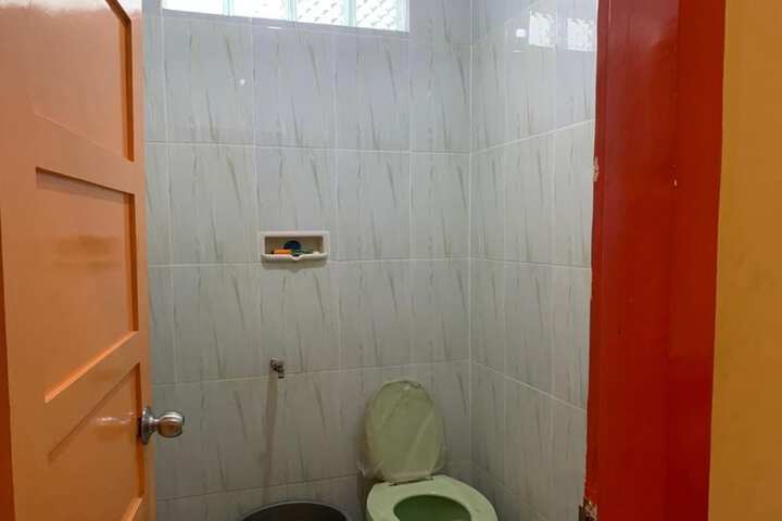 Room 11 of 15