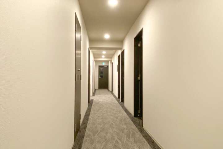 Ballroom/Hall 21 of 28