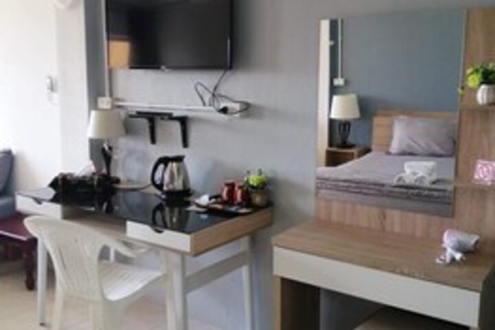Room 34 of 50