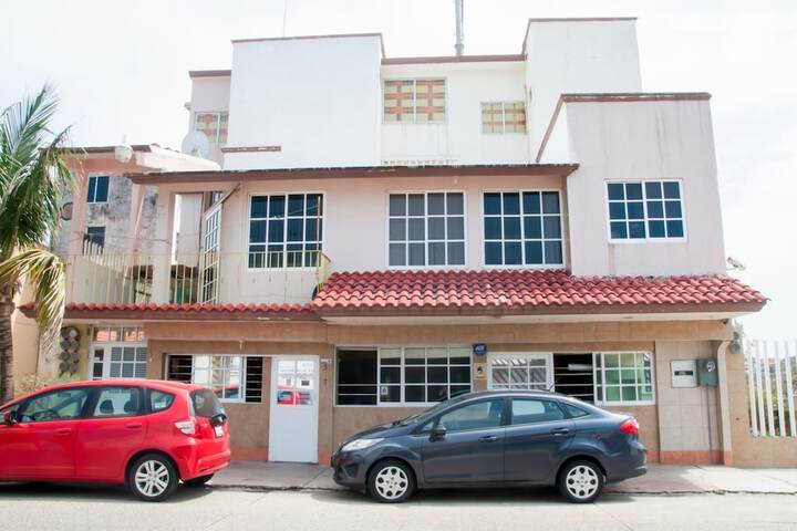 Photo of Hotel y Suites Continental