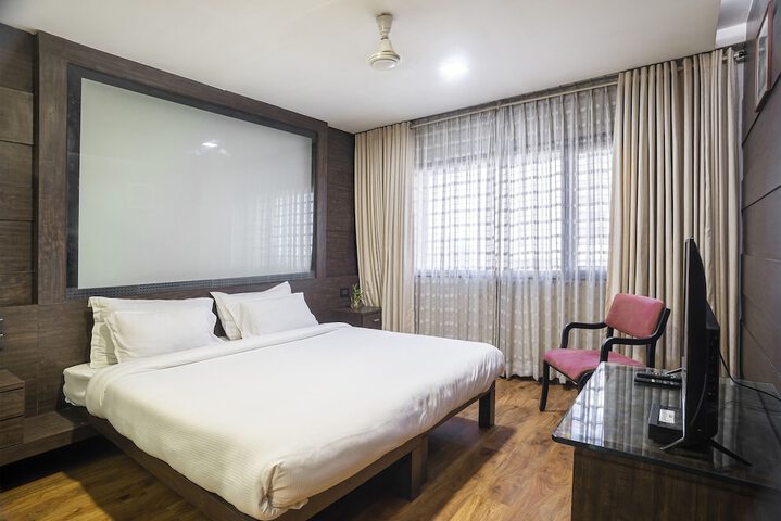 Room 10 of 64