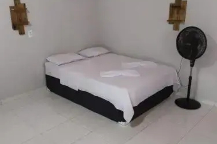 Room 4 of 6