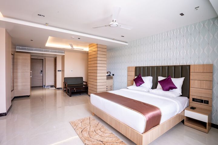 Room 6 of 29