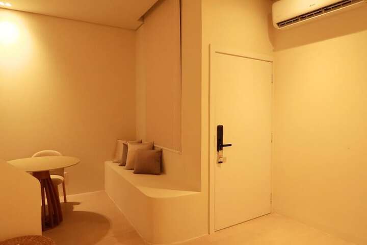 Room 18 of 53