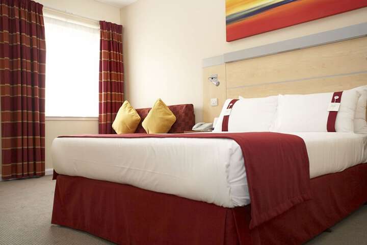 Room 3 of 59