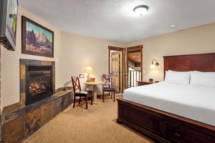 Room 8 of 49
