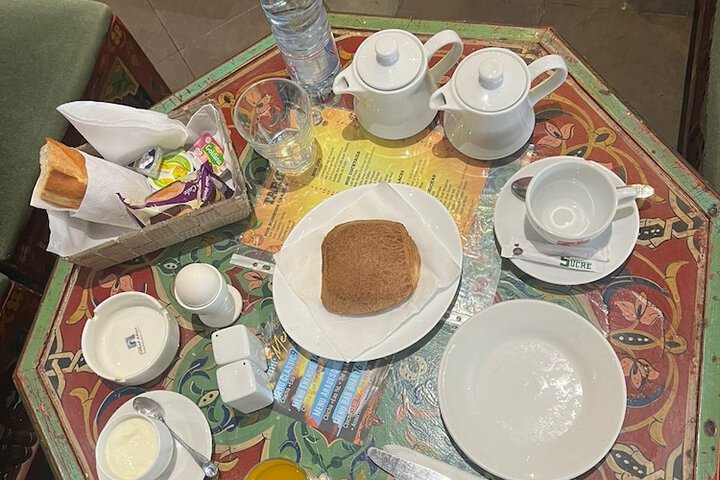 Breakfast/Coffee Service 23 of 31