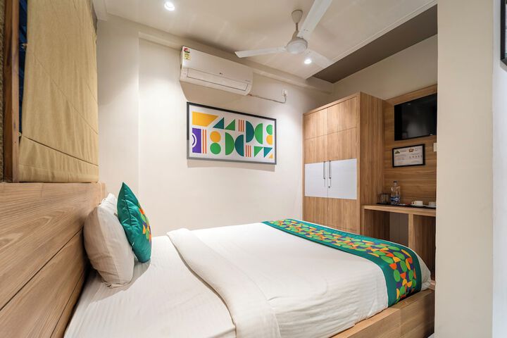 Room 7 of 29