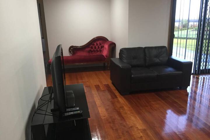 Room 16 of 35