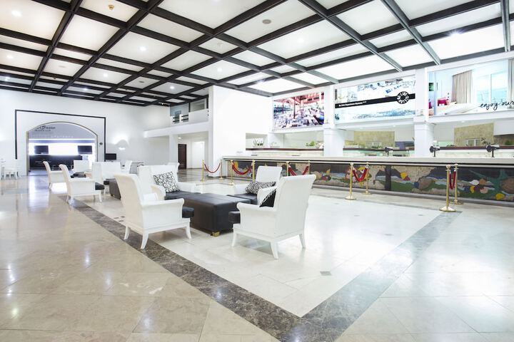 Hotel Interior 2 of 63