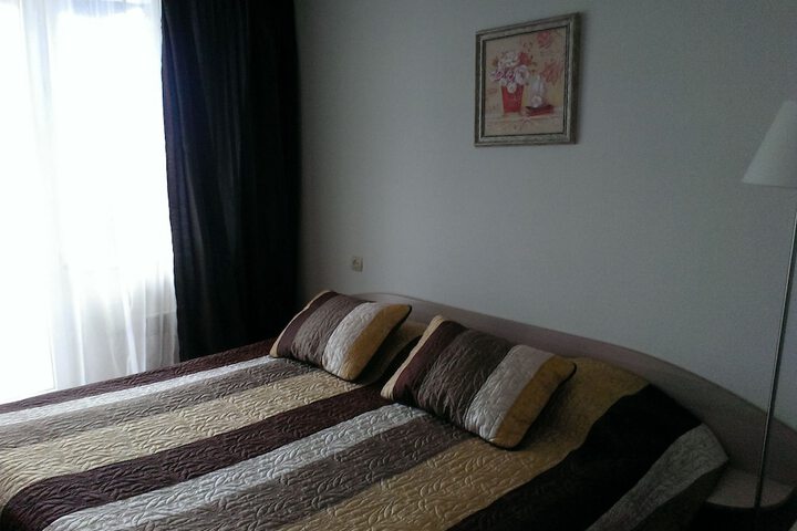 Room 6 of 64