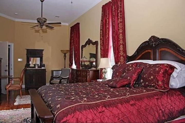 Room 21 of 123