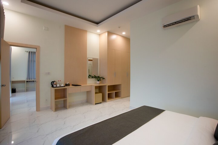 Room 16 of 43