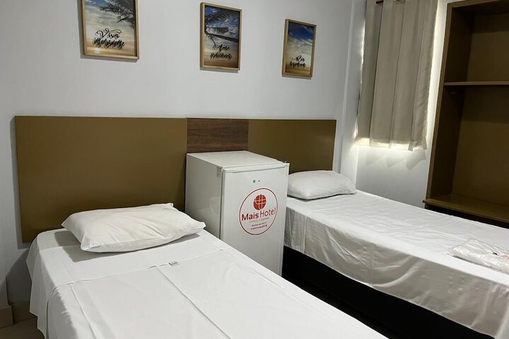 Room 4 of 10
