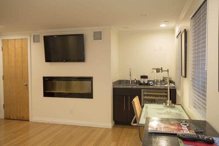 Room 6 of 31