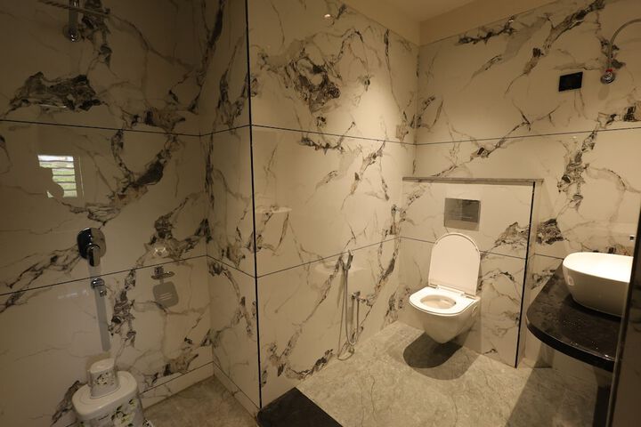 Room 20 of 23