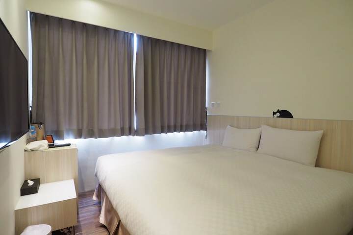 Room 25 of 69