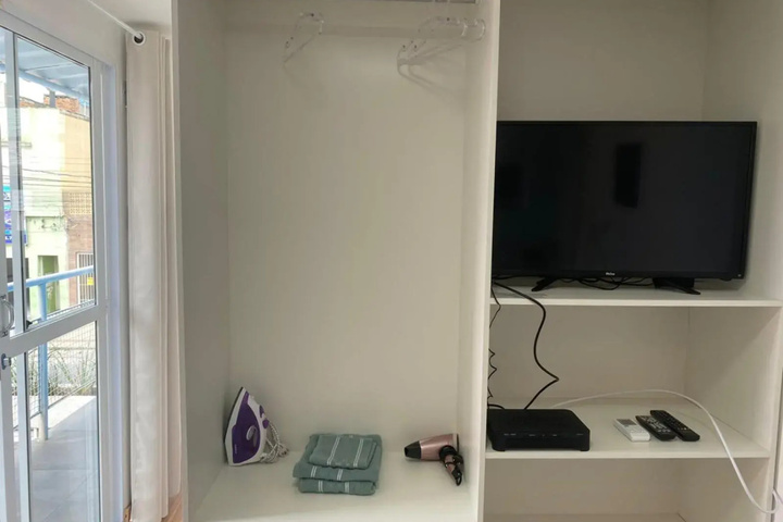 Room 2 of 17