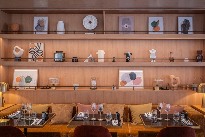 Dining 124 of 205