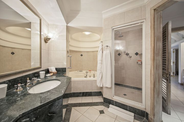 Bathroom Interior Photo