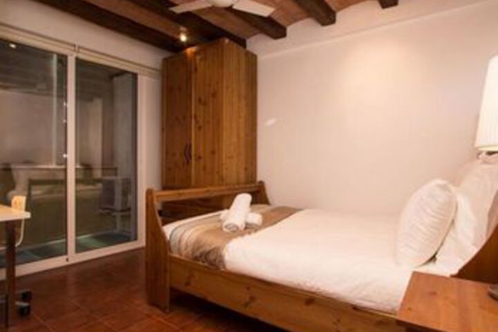 Room 28 of 140