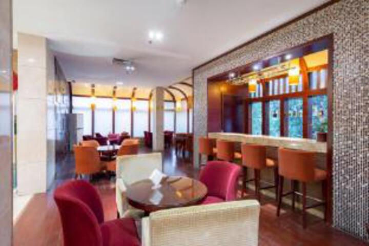 Tashan Hotel Pujiang