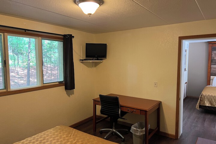 Room 46 of 180