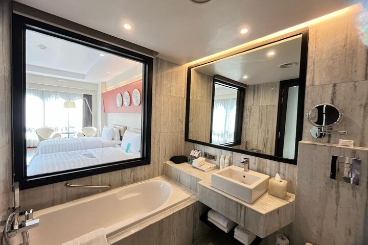 Clean Restrooms