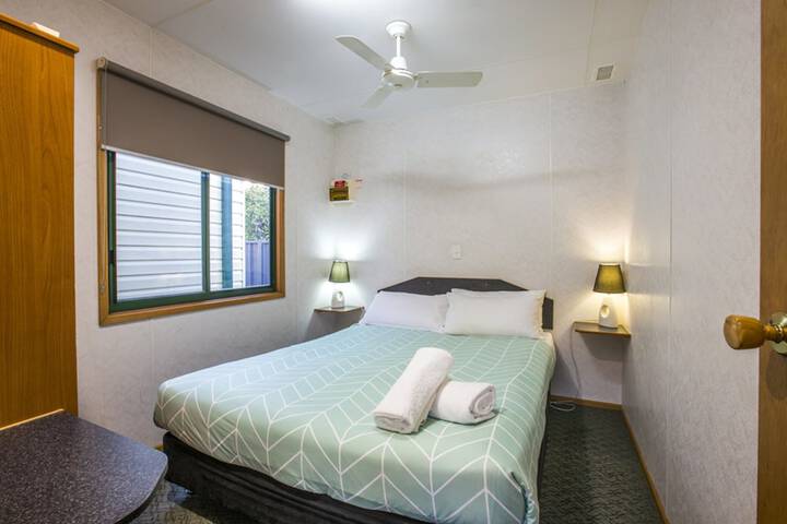 Room 578 of 876
