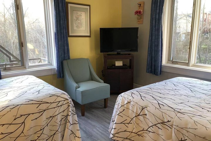 Room 19 of 135