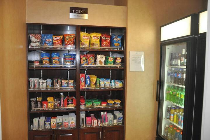 Snack bar