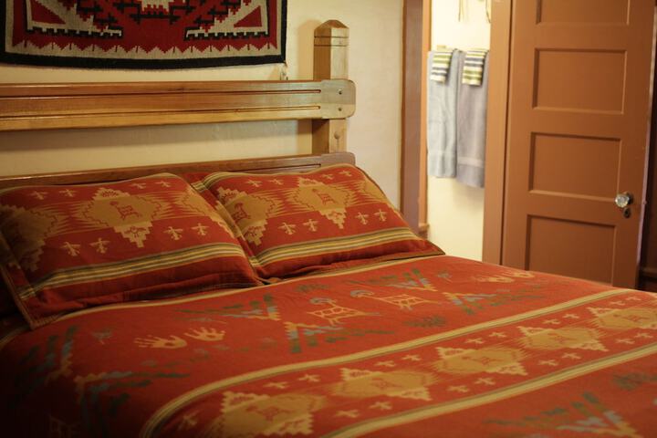 Room 2 of 56