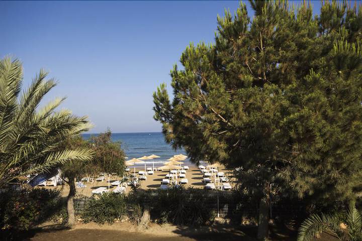 MAVI BEYAZ HOTEL & BEACH CLUB