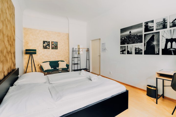 Room 37 of 68