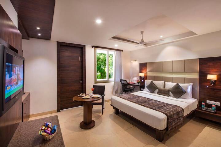 Room 16 of 26
