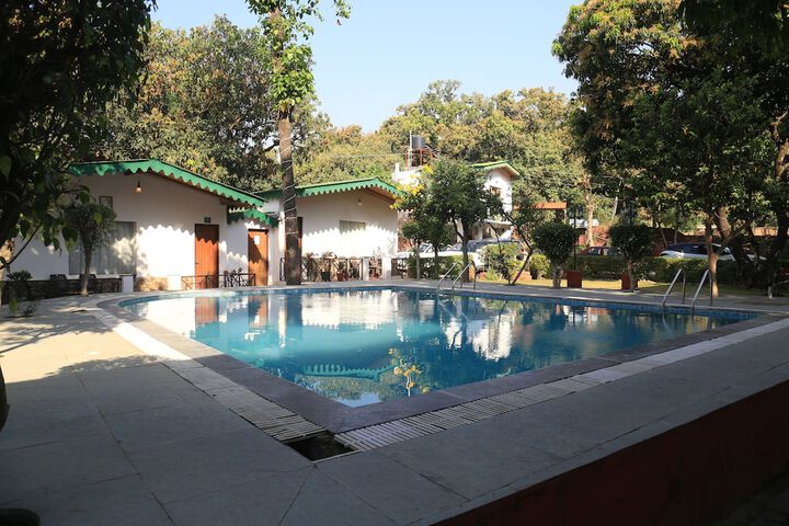 Pool 126 of 178
