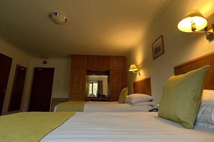 Room 3 of 24