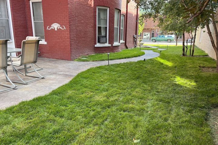 Property Grounds 41 of 44