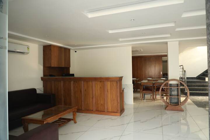 Hotel Interior 5 of 27