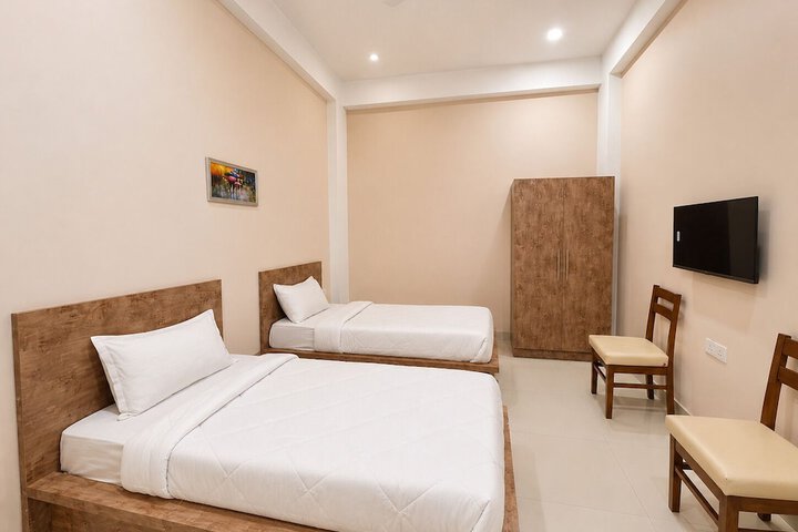 Room 8 of 35