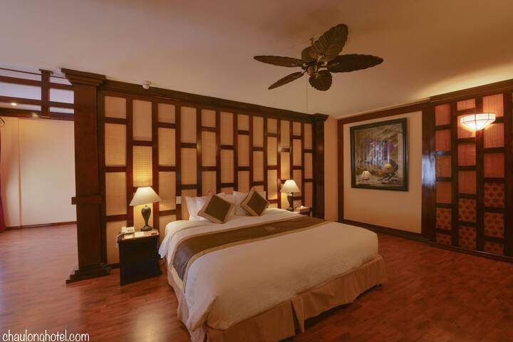Room 10 of 108