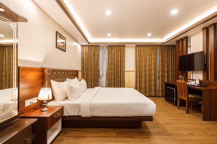 Room 2 of 47