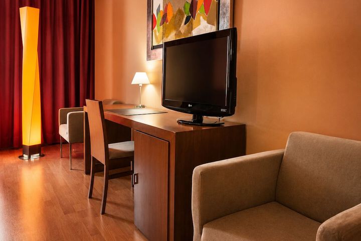 Room 50 of 133